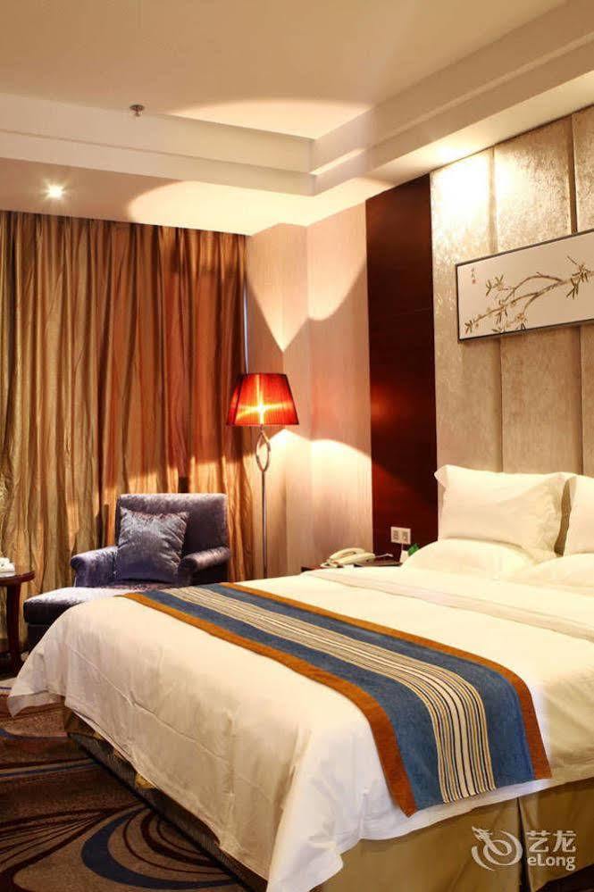Mingcheng Times Hotel Chengdú Exterior foto